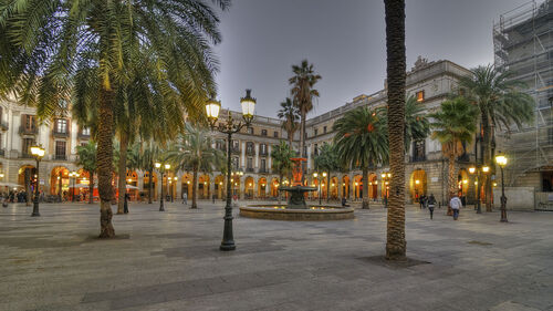 Audioguide de Barcelone : explorez la Plaça Reial