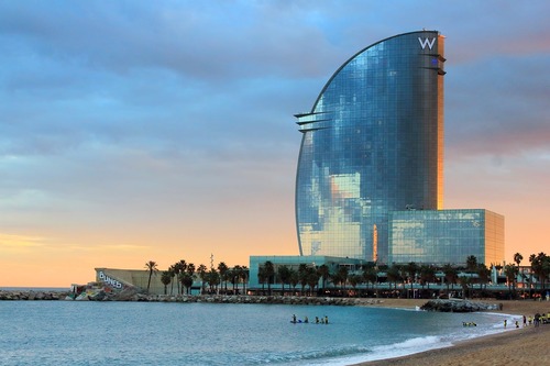 Barcelona Audio guide: Explore La Barceloneta