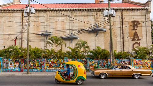 Audioguide de La Havane : explorez La Fábrica de Arte Cubano