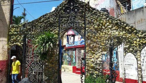 Audioguida L'Avana: esplora El callejón de Hamel