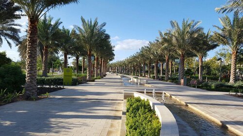 Abu Dhabi Audio guide: Explore Umm Al Emarat Park