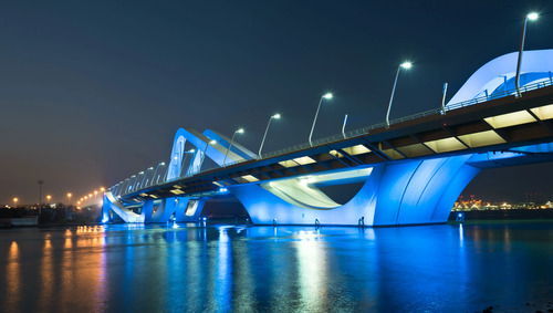 Abu Dhabi Audio guide: Explore Sheikh Zayed Bridge