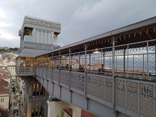 Lisbon Audio guide: Explore Santa Justa Lift