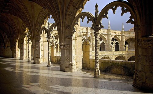 Lisbon Audio guide: Explore Jerónimos Monastery