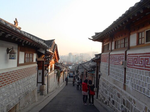 Seoul Audio guide: Explore Bukchon Hanok Village