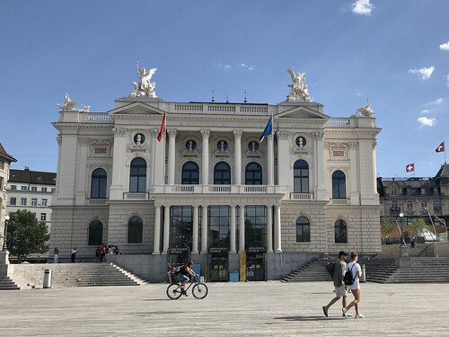 Zurich Audio guide: Explore Opera House Zurich