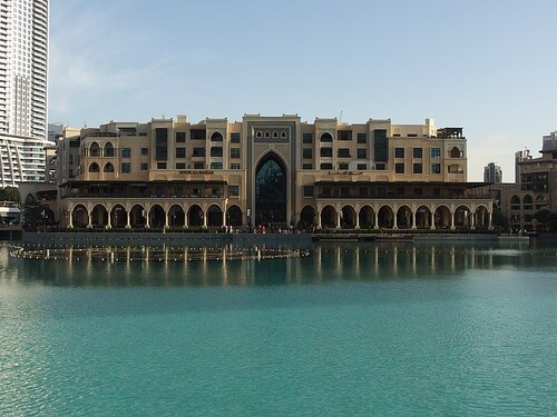 Dubai Audio guide: Explore Souk Al Bahar