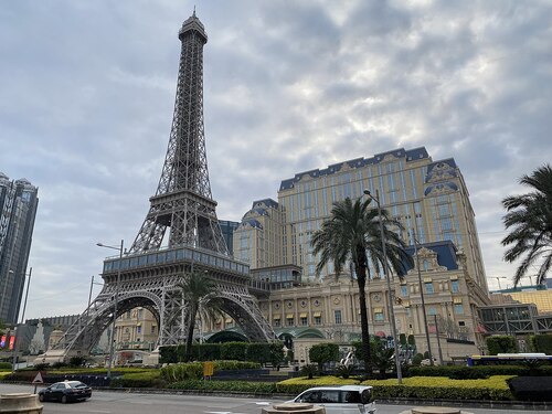 Macau Audio guide: Explore The Parisian Macao