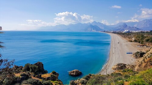 Audioguide d'Antalya : Explorez la plage de Konyaaltı