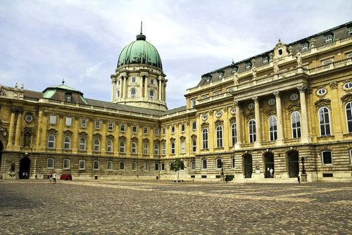 Budapest Audio guide: Explore Budapest History Museum