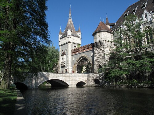 Guia de áudio de Budapeste: explore o parque da cidade (Városliget)