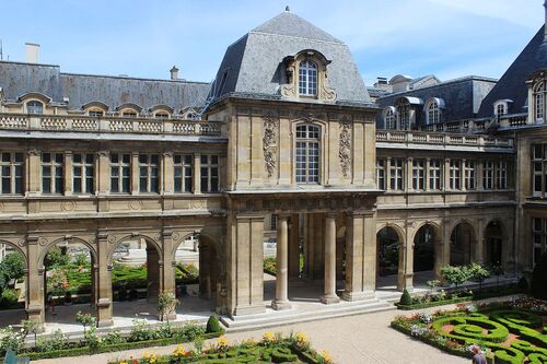 Paris Audio guide: Explore Musée Carnavalet