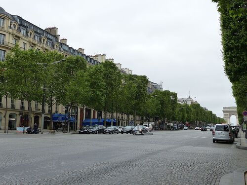 Paris Audio guide: Explore Avenue des Champs-Élysées
