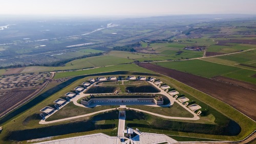 Audioguida di Edirne: esplora il Museo di storia balcanica dell'Università di Trakya