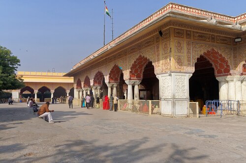 Jaipur Audio guide: Explore Govind Dev Ji Temple