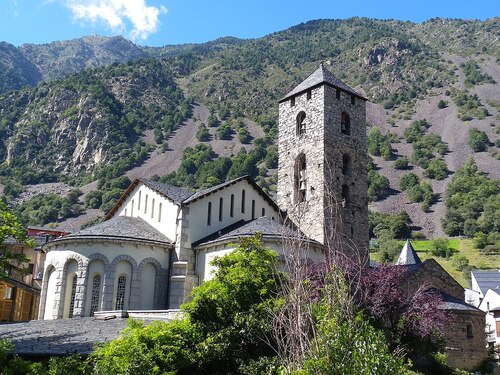 Audioguía de Andorra la Vella: Explora la Iglesia de Sant Esteve