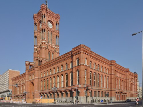 Berlin Audio guide: Explore Rotes Rathaus