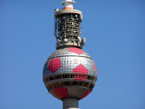 Berlin Audio guide: Explore Berliner Fernsehturm