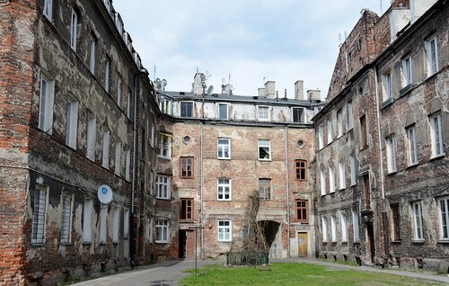 Warsaw Audio guide: Explore Praga District