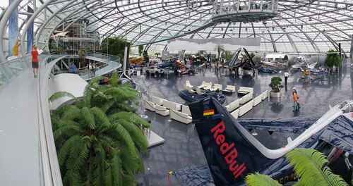 Salzburg Audio guide: Explore Red Bull Hangar-7