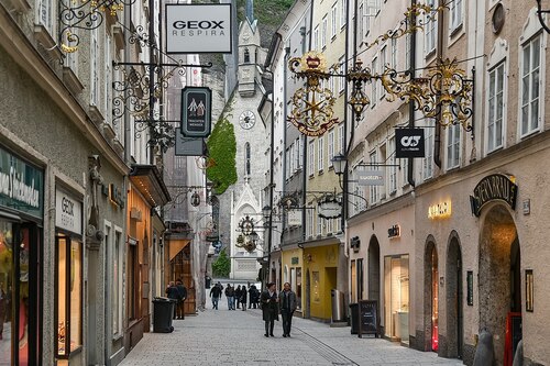 Salzburg Audio guide: Explore Getreidegasse