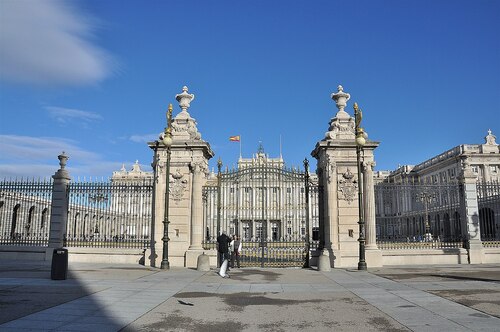 Madrid Audio guide: Explore Palacio Real de Madrid