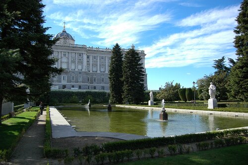 Madrid Audio guide: Explore Jardines de Sabatini