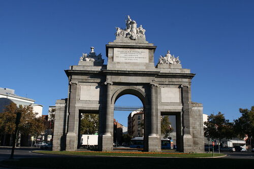Madrid Audio guide: Explore Puerta de Toledo
