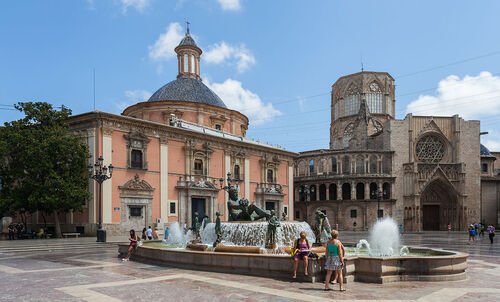 Valencia Audio guide: Explore Plaza de la Virgen