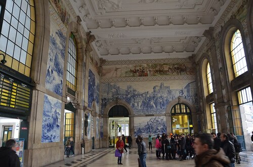 Porto Audio guide: Explore São Bento Railway Station
