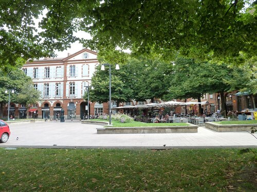Audioguide Toulouse : Explorez la Place Saint-Georges