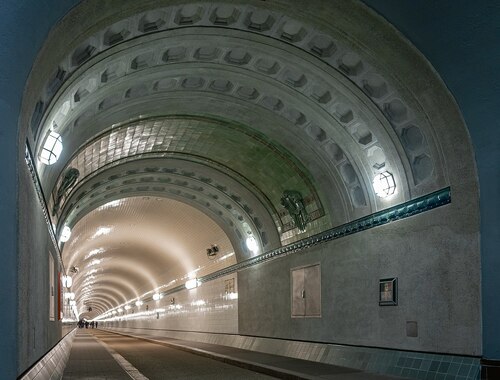 Audioguide de Hambourg : explorez le vieux tunnel de l'Elbe