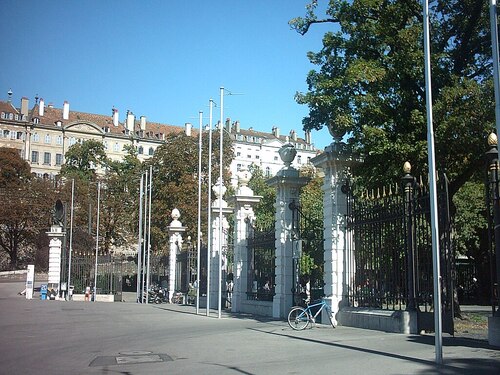Geneva Audio guide: Explore Parc des Bastions