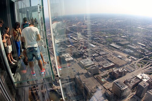 Chicago Audio guide: Explore Willis Tower Skydeck